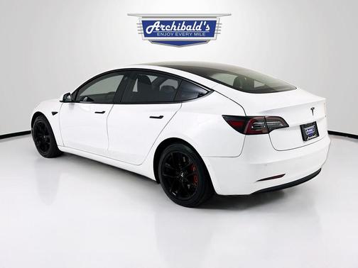 2020 Tesla Model 3 Standard Range Plus