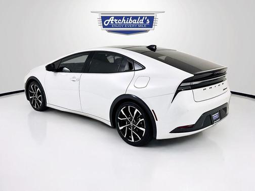 Wind Chill Pearl 2024 Toyota Prius Prime XSE Premium