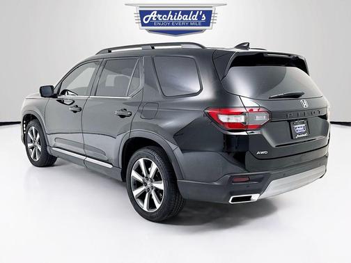 2023 Honda Pilot AWD Elite