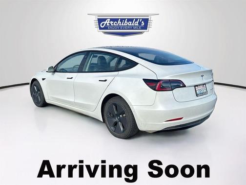 Pearl White Multi-Coat 2021 Tesla Model 3 Long Range