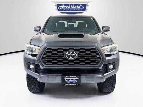 Magnetic Gray Metallic 2018 Toyota Tacoma TRD Sport