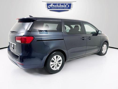 2016 Kia Sedona LX
