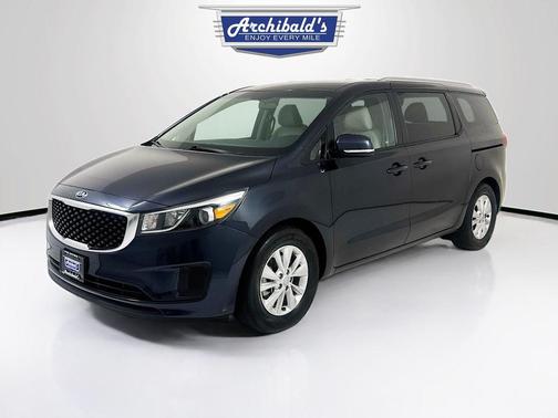 2016 Kia Sedona LX