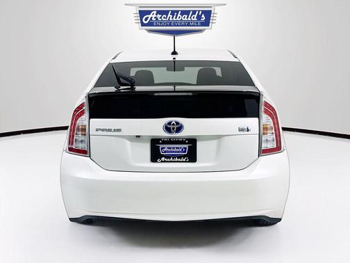 2015 Toyota Prius Three