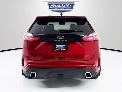 2022 Ford Edge ST
