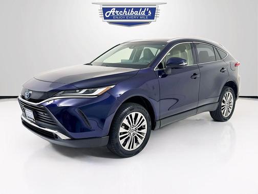 2022 Toyota Venza XLE