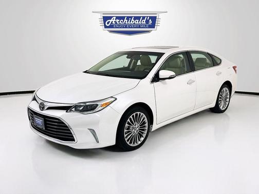Blizzard Pearl 2018 Toyota Avalon Limited