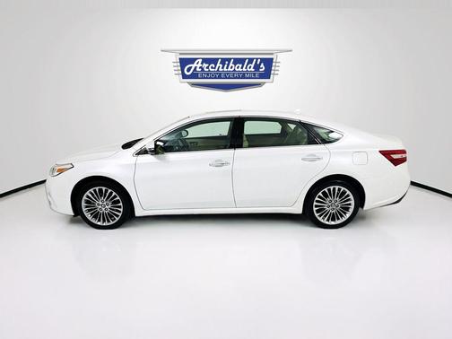 Blizzard Pearl 2018 Toyota Avalon Limited