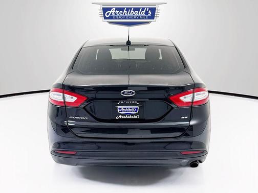 Tuxedo Black Metallic 2015 Ford Fusion SE