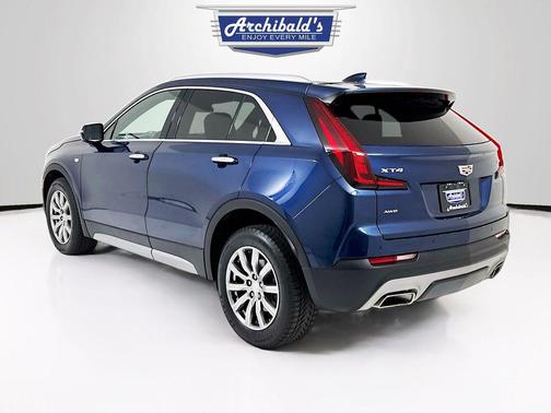2021 Cadillac XT4 Premium Luxury
