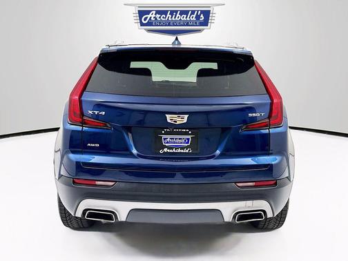 2021 Cadillac XT4 Premium Luxury