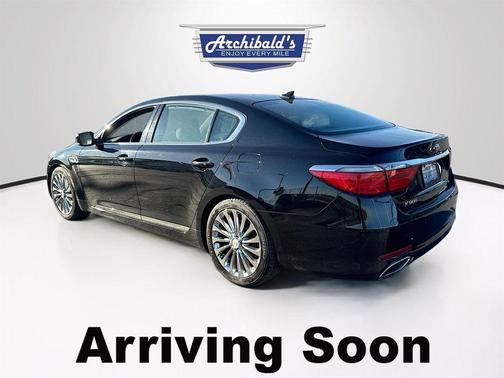 2017 Kia K900 Luxury 5.0L