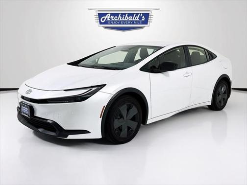 2024 Toyota Prius LE