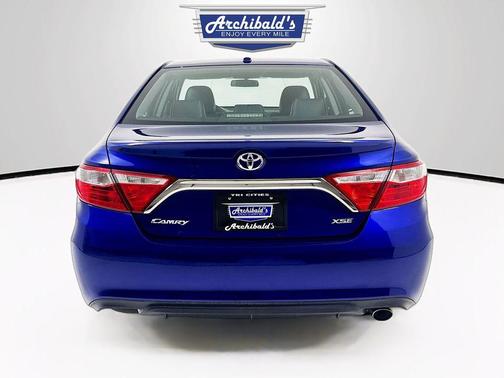 2016 Toyota Camry XSE