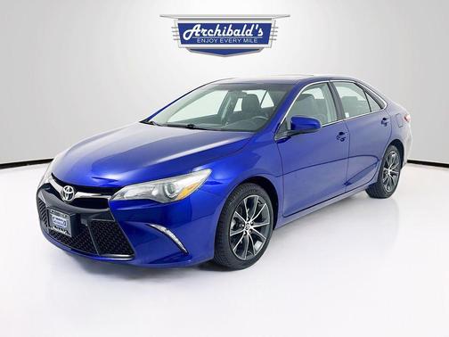 2016 Toyota Camry XSE