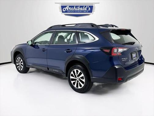 2025 Subaru Outback Base