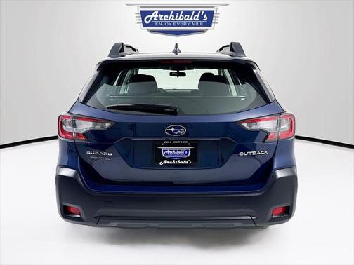 2025 Subaru Outback Base