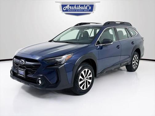 2025 Subaru Outback Base