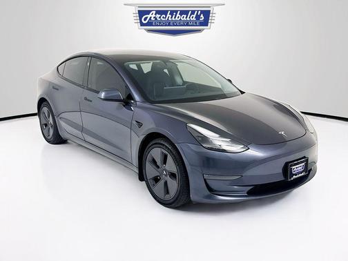 2021 Tesla Model 3 Standard Range Plus
