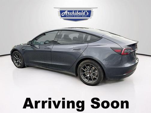 2021 Tesla Model 3 Standard Range Plus