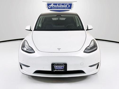 Pearl White Multi-Coat 2021 Tesla Model Y Long Range Dual Motor All-Wheel Drive
