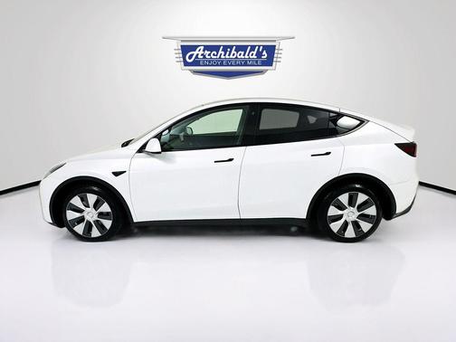 Pearl White Multi-Coat 2021 Tesla Model Y Long Range Dual Motor All-Wheel Drive