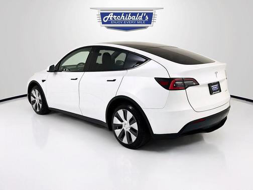 Pearl White Multi-Coat 2021 Tesla Model Y Long Range Dual Motor All-Wheel Drive