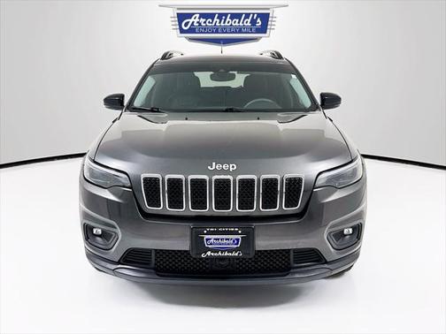 2022 Jeep Cherokee Latitude Lux