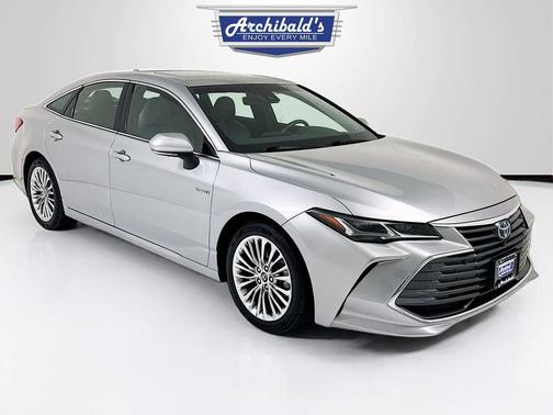 2019 Toyota Avalon Hybrid Limited