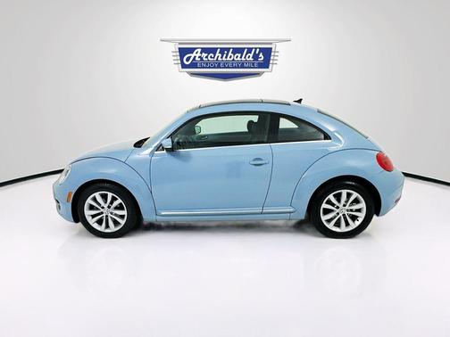 2013 Volkswagen Beetle 2.0L TDI