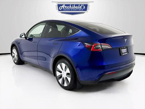 2021 Tesla Model Y Standard Range Rear-Wheel Drive