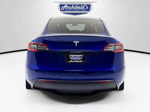 2021 Tesla Model Y Standard Range Rear-Wheel Drive