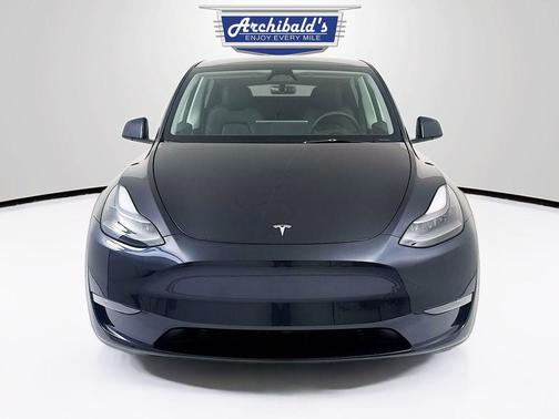 2024 Tesla Model Y Long Range Dual Motor All-Wheel Drive
