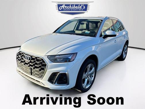 2023 Audi Q5 45 S line Premium Plus