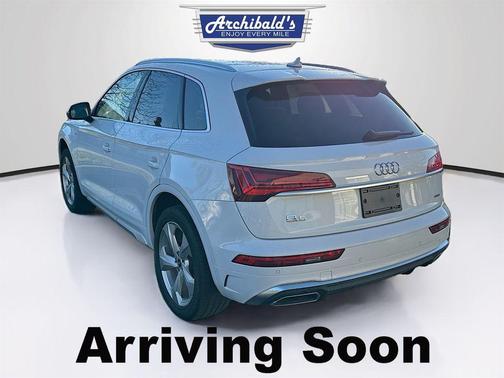 2023 Audi Q5 45 S line Premium Plus