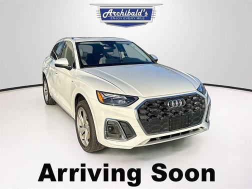2023 Audi Q5 45 S line Premium Plus