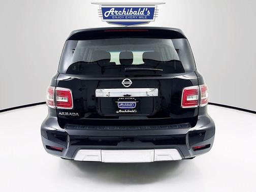 2017 Nissan Armada SV