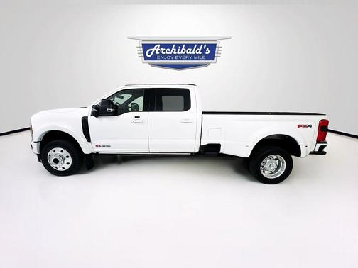 Star White Metallic Tri-Coat 2025 Ford F-450 Platinum