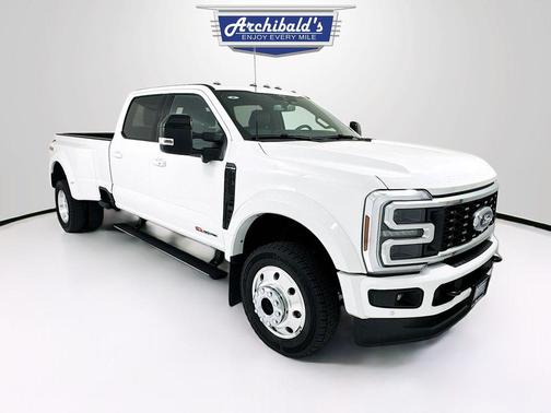 Star White Metallic Tri-Coat 2025 Ford F-450 Platinum