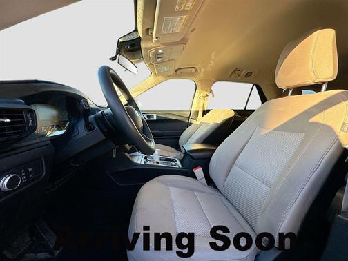 2020 Ford Explorer Base