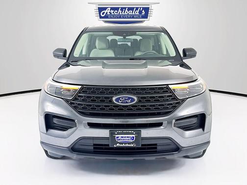 2020 Ford Explorer Base
