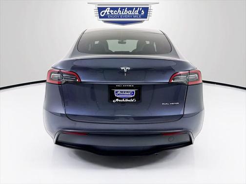 2023 Tesla Model Y Long Range Dual Motor All-Wheel Drive