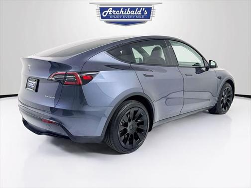 2023 Tesla Model Y Long Range Dual Motor All-Wheel Drive
