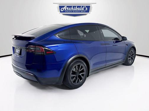 2023 Tesla Model X Base