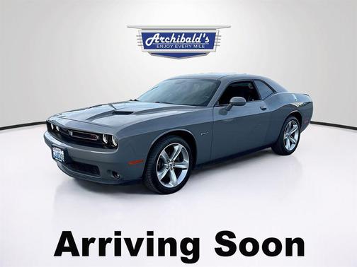 Destroyer Gray Clearcoat 2017 Dodge Challenger R/T