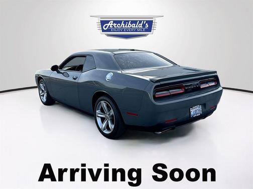 Destroyer Gray Clearcoat 2017 Dodge Challenger R/T