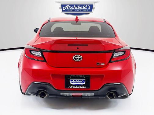 2023 Toyota GR86 Premium