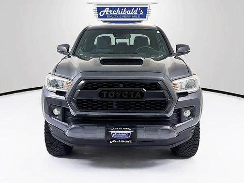 Magnetic Gray Metallic 2018 Toyota Tacoma TRD Sport