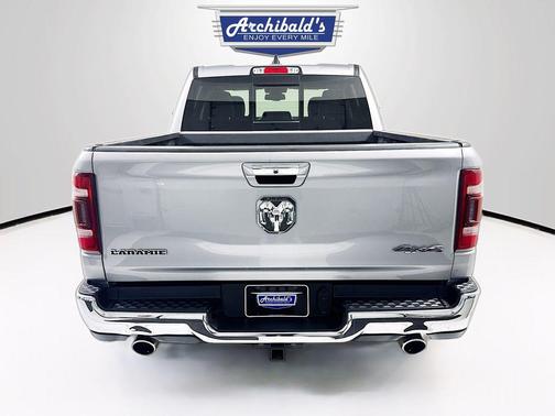 Billet Silver Metallic Clearcoat 2019 RAM 1500 Laramie
