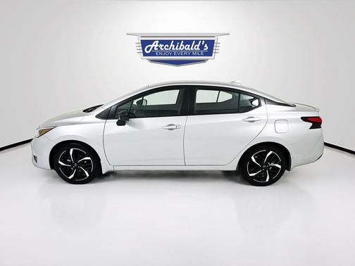Brilliant Silver Metallic 2025 Nissan Versa 1.6 S